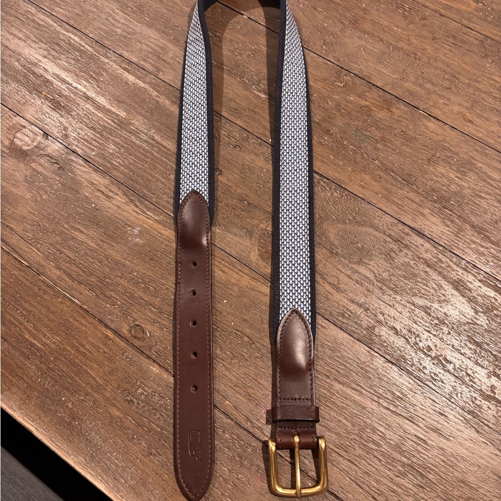 Vineyard Vines Whale Canvas Club Belt
